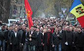 “Marşul spre Chişinău” a susţinătorilor Partidului Comuniştilor din Republica Moldova